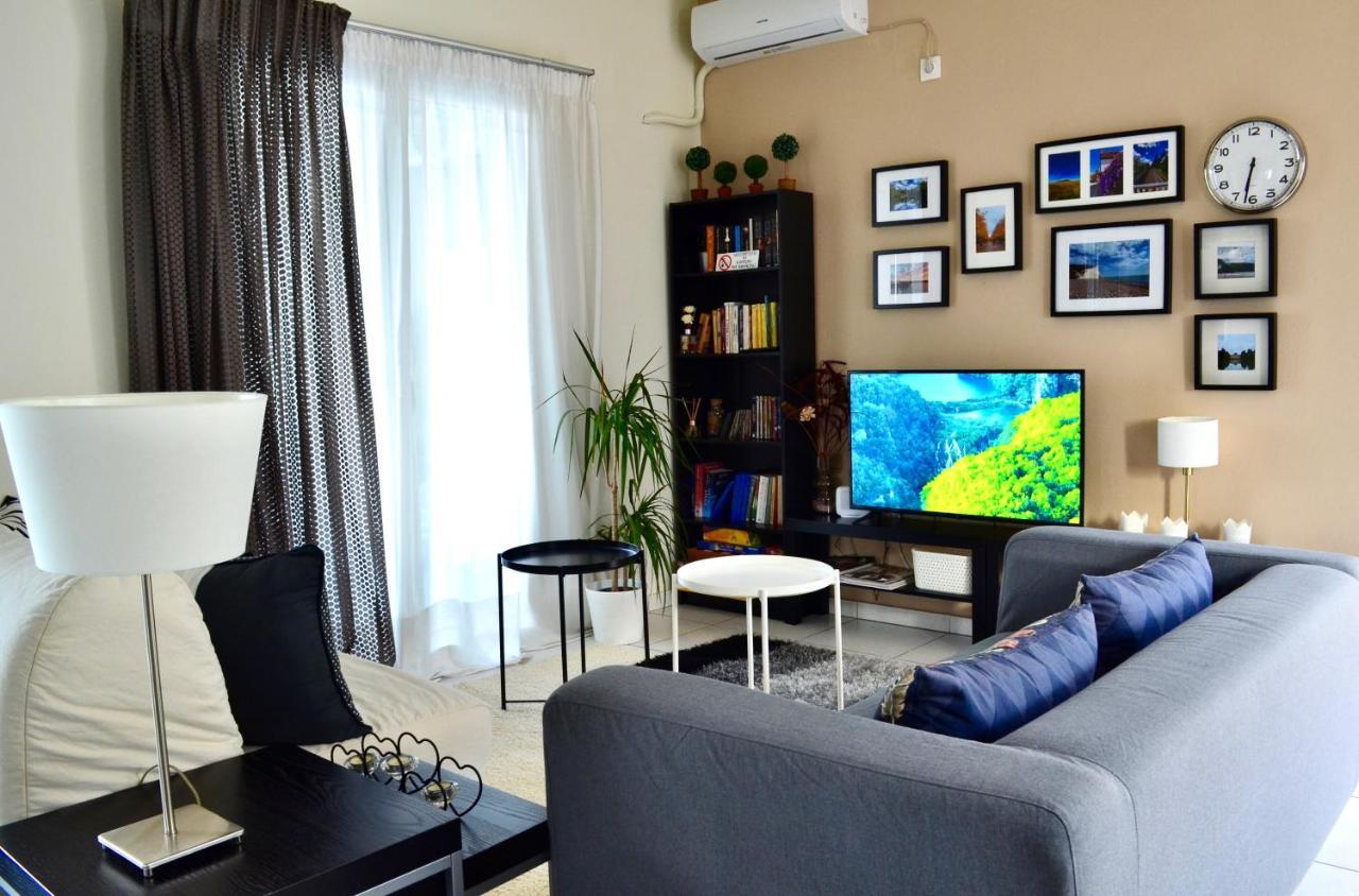 Downtown Apartment Kaména Vúrla Kültér fotó